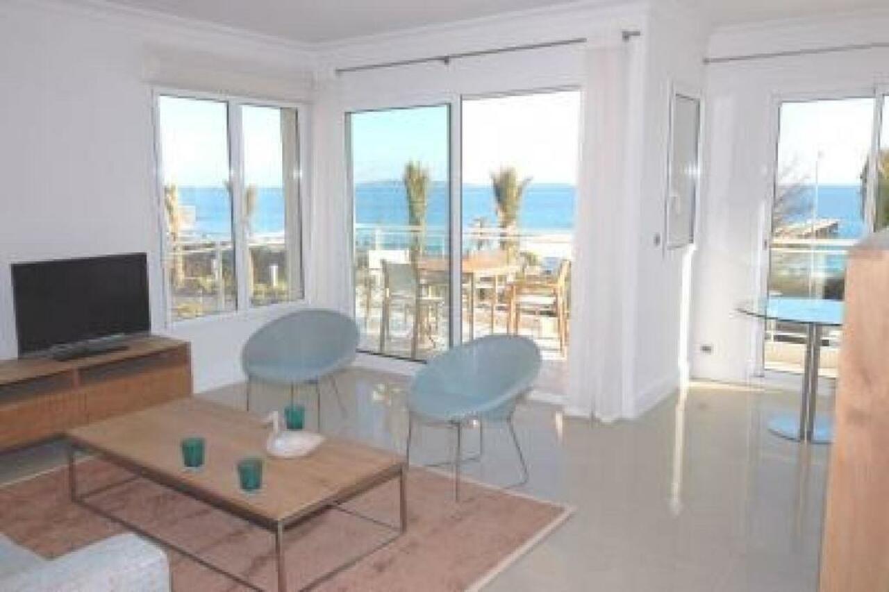 Stunning 2 Bed, 2 Bath Apt On The Cannes Sea Front Has Swimming Pool And Is A Secure Modern Building 464 Dış mekan fotoğraf