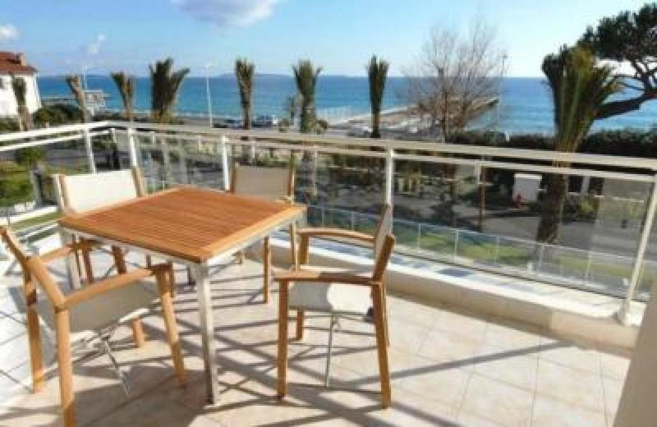 Stunning 2 Bed, 2 Bath Apt On The Cannes Sea Front Has Swimming Pool And Is A Secure Modern Building 464 Dış mekan fotoğraf